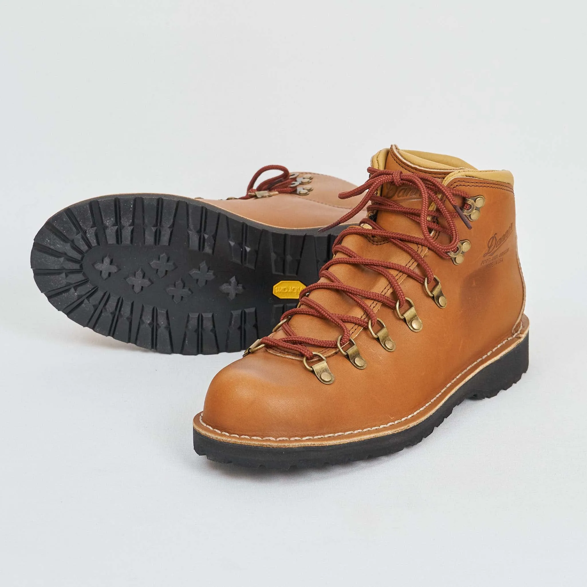 Danner Boots Mountain Pass