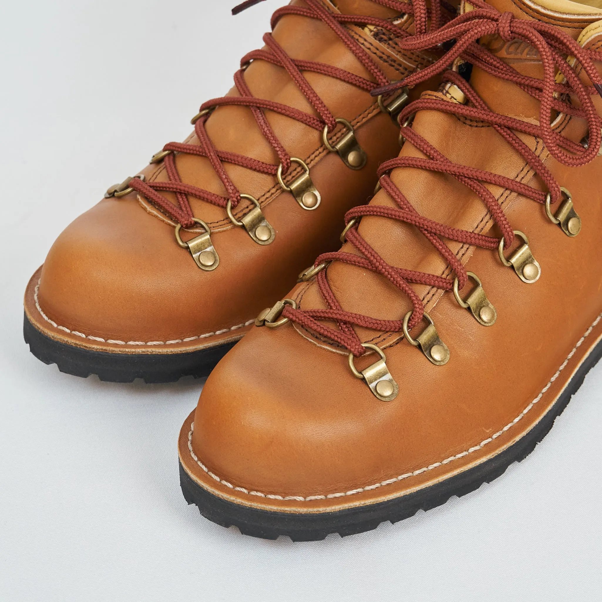 Danner Boots Mountain Pass