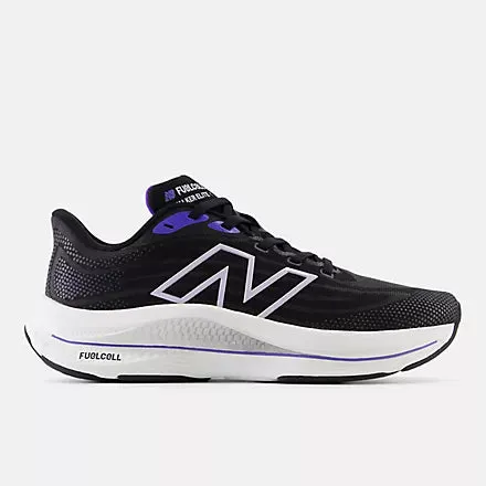 New Balance FuelCell Walker Elite