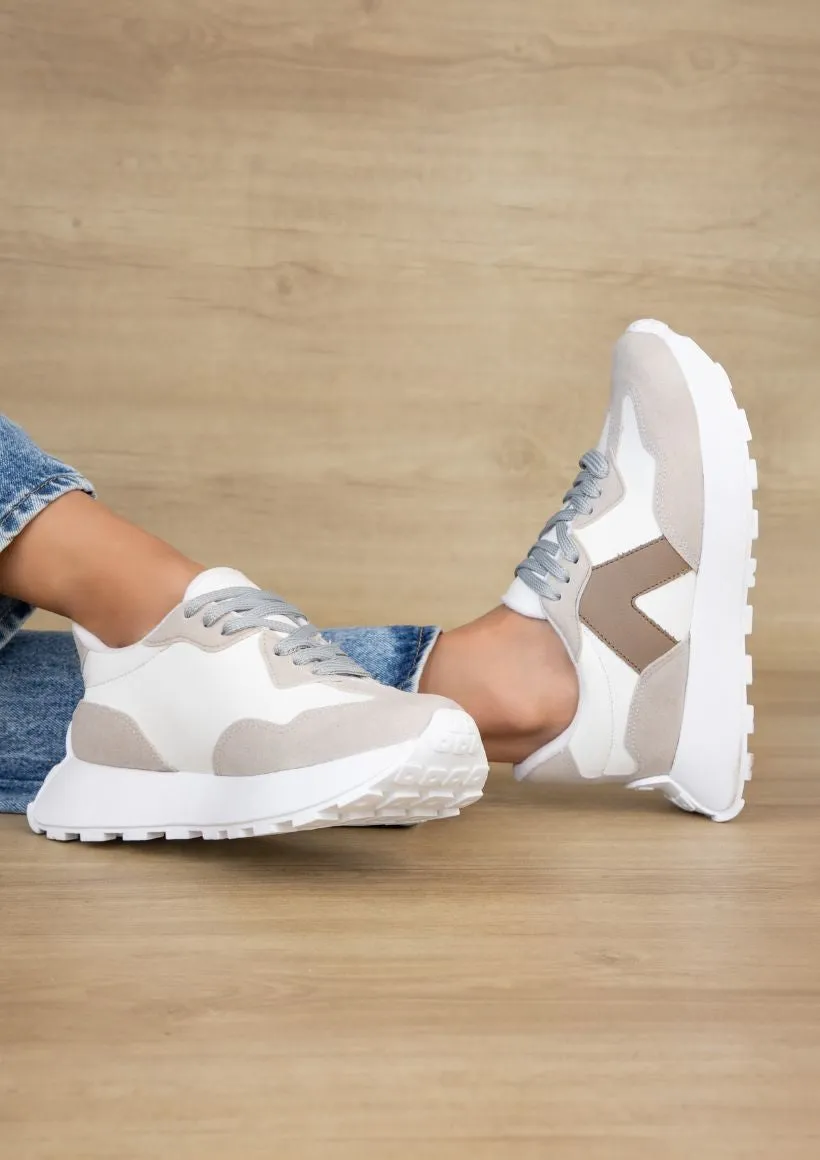 Smith Sneakers